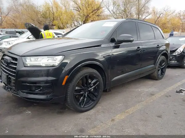 WA1VAAF76HD023343 2017 AUDI Q7 - Image 2