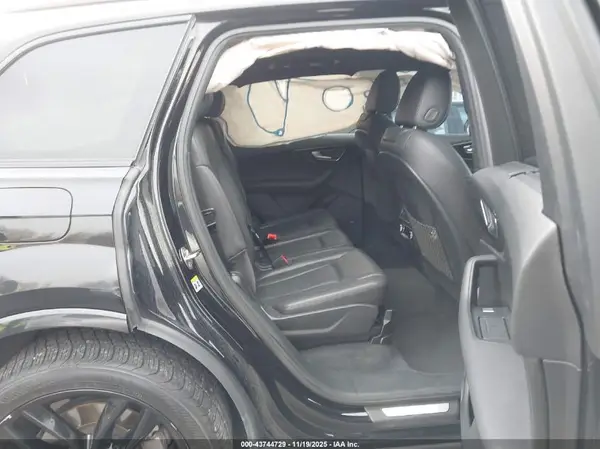 WA1VAAF76HD023343 2017 AUDI Q7 - Image 8