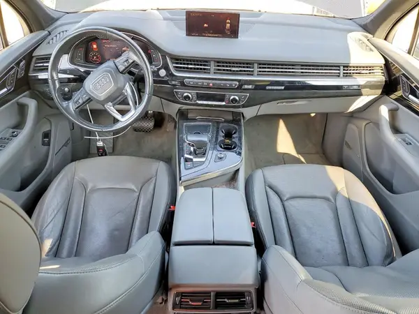 WA1VAAF76HD028476 2017 AUDI Q7 - Image 8