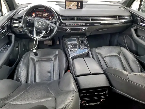 WA1VAAF76HD032639 2017 AUDI Q7 - Image 8