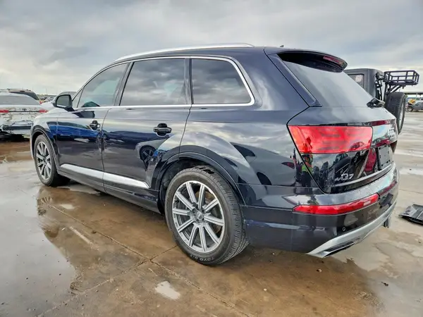 WA1VAAF76HD034200 2017 AUDI Q7 - Image 2