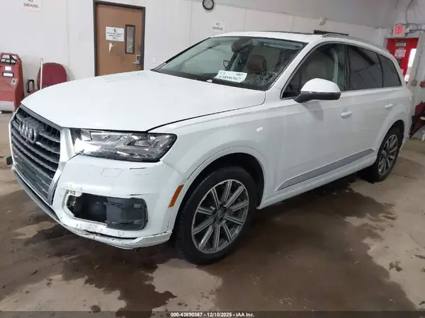 WA1VAAF76HD043477 2017 AUDI Q7 - Image 2