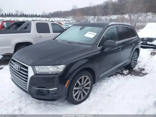 WA1VAAF76HD059081 2017 AUDI Q7 - Image 2