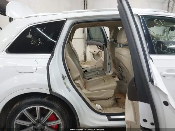 WA1VAAF76HD059131 2017 AUDI Q7 - Image 8