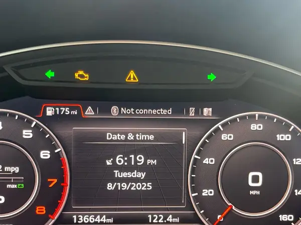 WA1VAAF76JD018357 2018 AUDI Q7 - Image 8