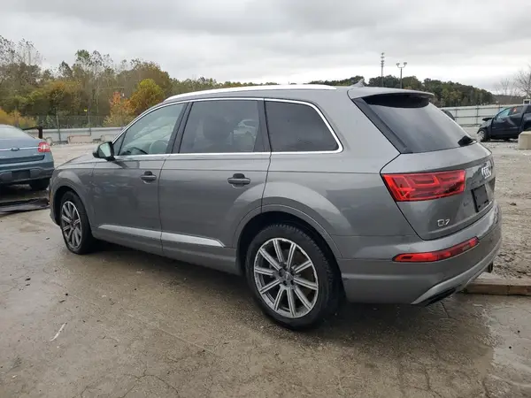 WA1VAAF76JD018522 2018 AUDI Q7 - Image 2