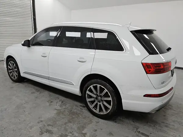 WA1VAAF76JD018942 2018 AUDI Q7 - Image 2
