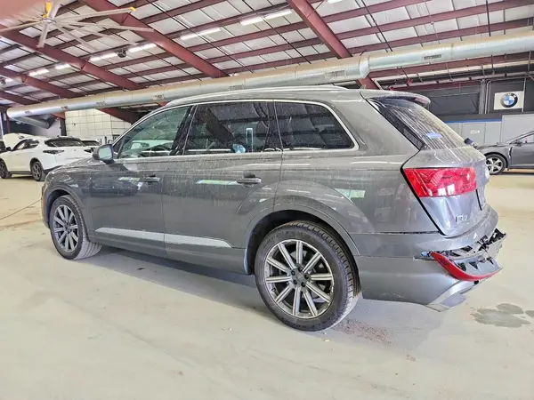 WA1VAAF76JD048880 2018 AUDI Q7 - Image 2