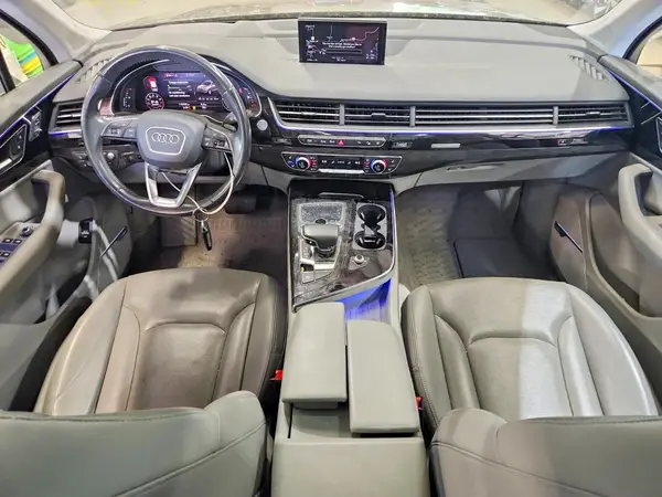 WA1VAAF76JD048880 2018 AUDI Q7 - Image 8