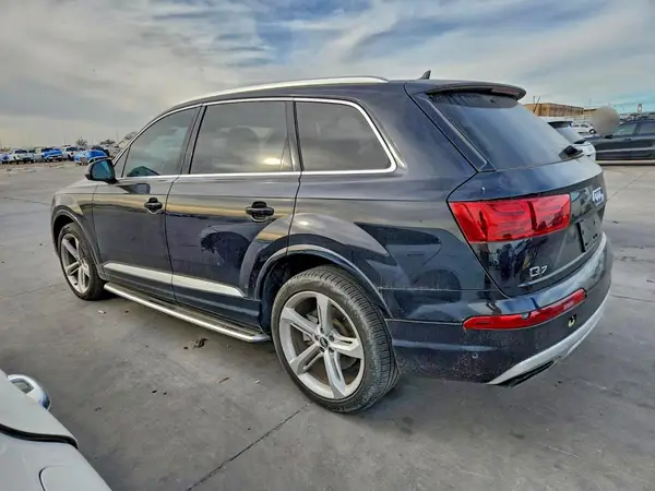 WA1VAAF76KD012012 2019 AUDI Q7 - Image 2