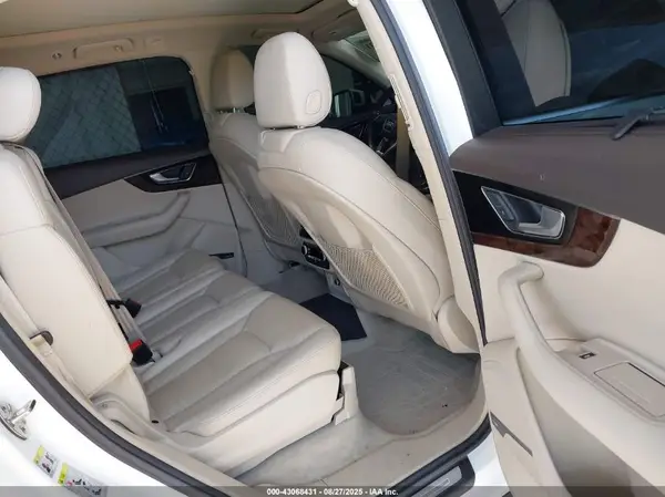 WA1VAAF76KD018053 2019 AUDI Q7 - Image 8