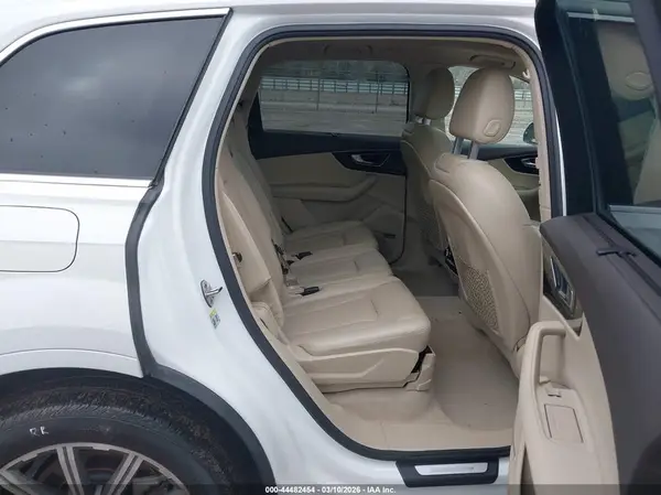 WA1VAAF76KD038691 2019 AUDI Q7 - Image 8