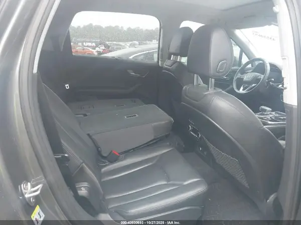 WA1VAAF76KD048878 2019 AUDI Q7 - Image 8