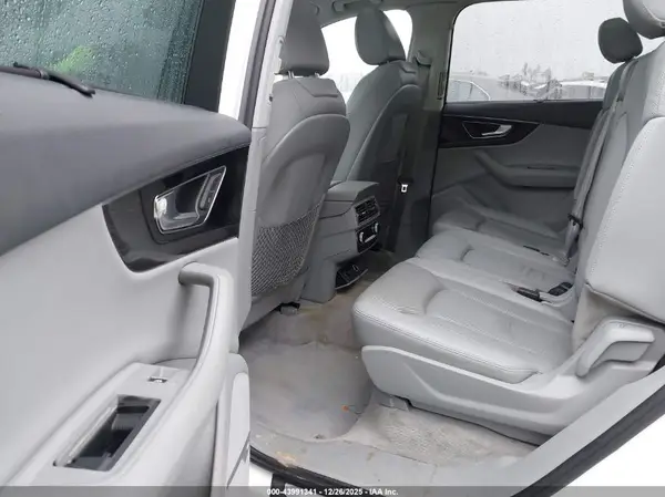 WA1VAAF77HD008625 2017 AUDI Q7 - Image 8