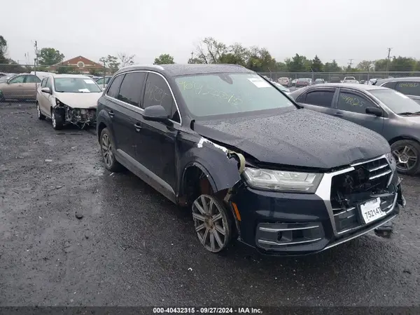 WA1VAAF77HD011296 2017 AUDI Q7 - Image 1