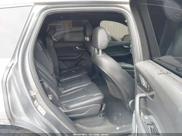 WA1VAAF77HD019866 2017 AUDI Q7 - Image 8