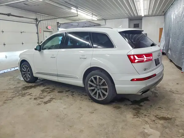 WA1VAAF77HD027370 2017 AUDI Q7 - Image 2