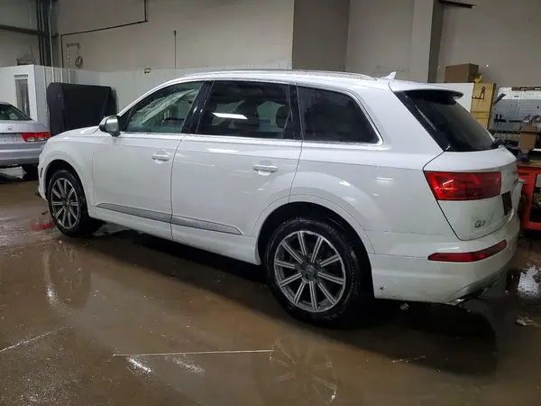 WA1VAAF77HD028681 2017 AUDI Q7 - Image 2