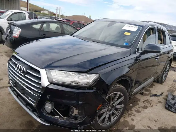 WA1VAAF77HD029569 2017 AUDI Q7 - Image 2
