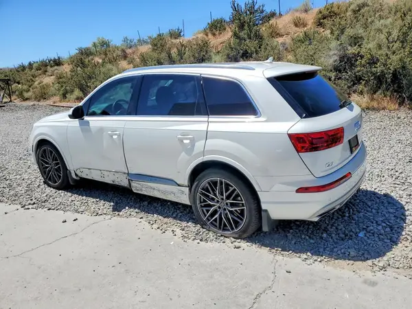 WA1VAAF77HD030124 2017 AUDI Q7 - Image 2