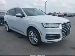 WA1VAAF77HD040023 2017 AUDI Q7