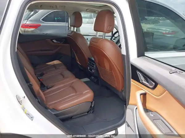 WA1VAAF77HD052804 2017 AUDI Q7 - Image 8
