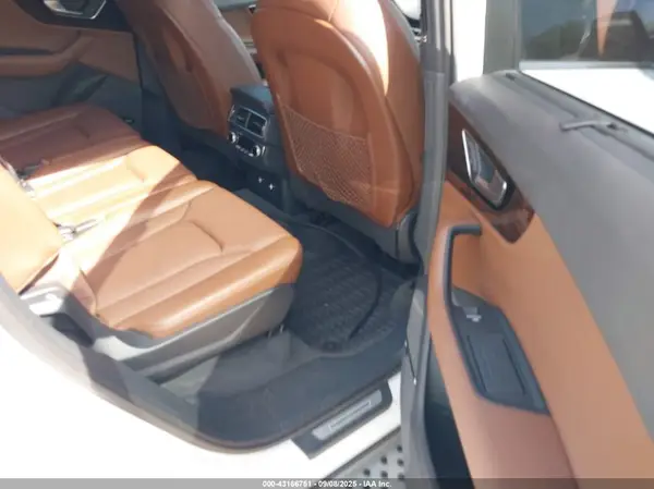 WA1VAAF77JD024863 2018 AUDI Q7 - Image 8