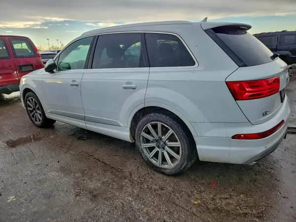 WA1VAAF77JD030940 2018 AUDI Q7 - Image 2