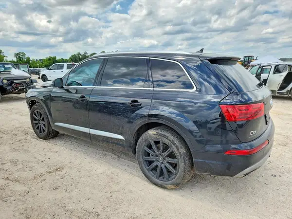 WA1VAAF77JD032994 2018 AUDI Q7 - Image 2