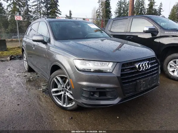 WA1VAAF77JD038939 2018 AUDI Q7 - Image 1