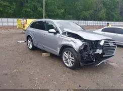 WA1VAAF77JD044305 2018 AUDI Q7