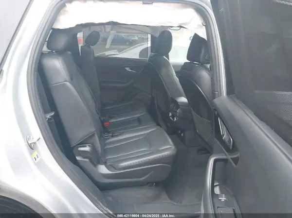 WA1VAAF77JD044305 2018 AUDI Q7 - Image 8