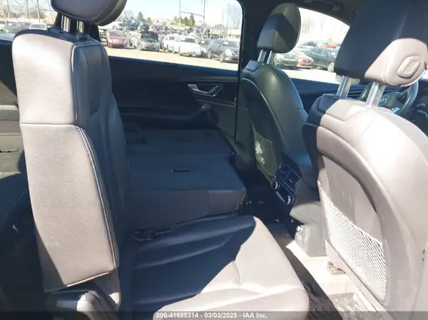 WA1VAAF77JD052663 2018 AUDI Q7 - Image 8