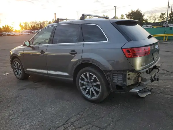 WA1VAAF77KD015646 2019 AUDI Q7 - Image 2