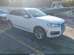 WA1VAAF77KD032298 2019 AUDI Q7