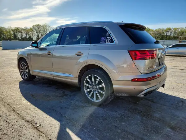 WA1VAAF77KD039235 2019 AUDI Q7 - Image 2