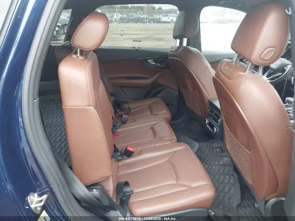 WA1VAAF77KD049327 2019 AUDI Q7 - Image 8