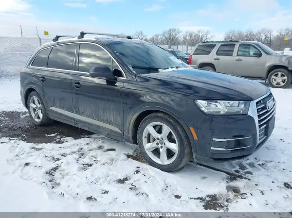 WA1VAAF78HD004146 2017 AUDI Q7 - Image 1