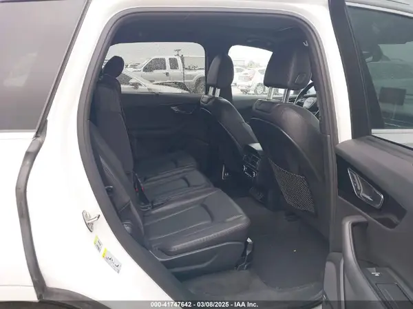 WA1VAAF78HD006575 2017 AUDI Q7 - Image 8