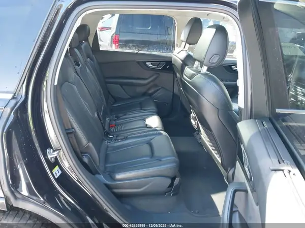 WA1VAAF78HD007144 2017 AUDI Q7 - Image 8