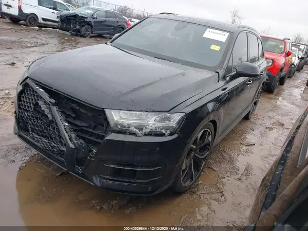 WA1VAAF78HD010397 2017 AUDI Q7 - Image 2
