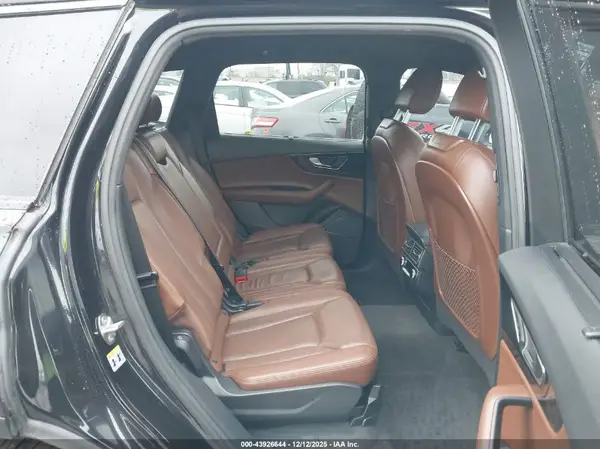 WA1VAAF78HD010397 2017 AUDI Q7 - Image 8