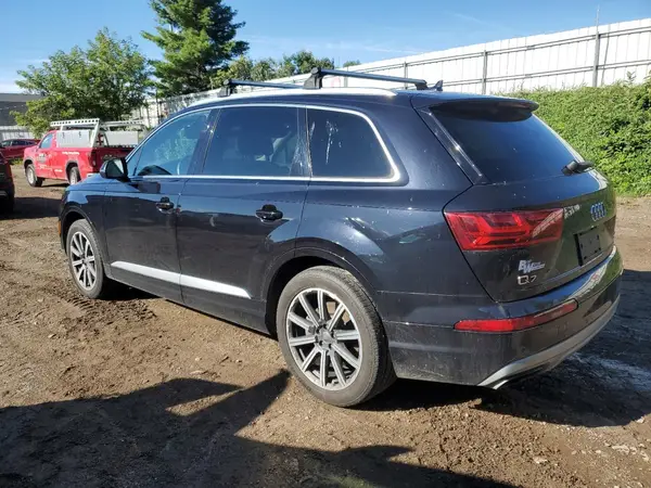 WA1VAAF78HD017821 2017 AUDI Q7 - Image 2
