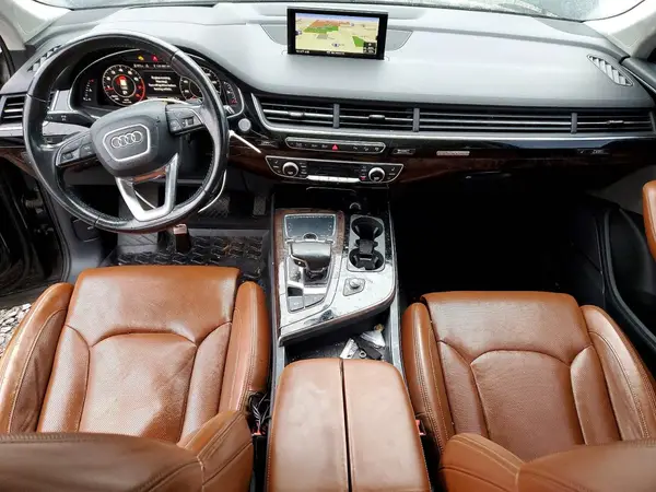WA1VAAF78HD040788 2017 AUDI Q7 - Image 8