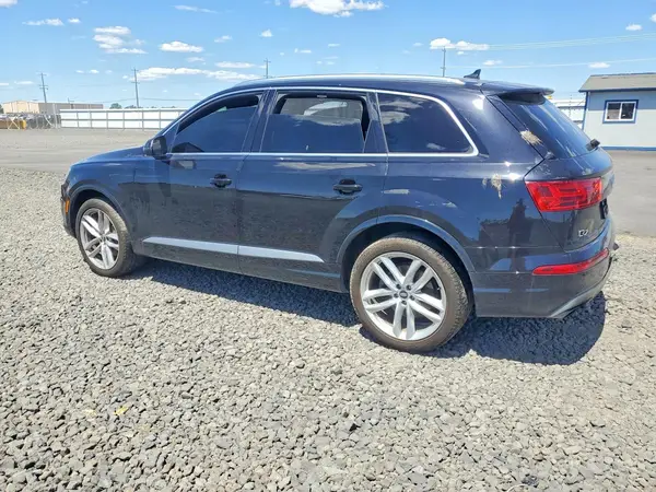 WA1VAAF78HD042461 2017 AUDI Q7 - Image 2