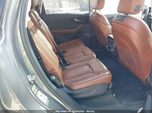 WA1VAAF78HD042685 2017 AUDI Q7 - Image 8