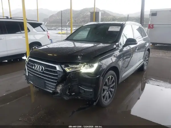 WA1VAAF78HD044503 2017 AUDI Q7 - Image 2