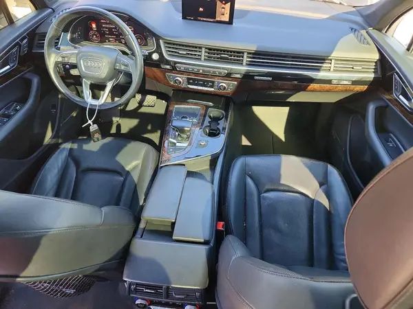 WA1VAAF78HD044887 2017 AUDI Q7 - Image 8