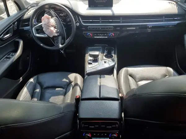 WA1VAAF78HD056330 2017 AUDI Q7 - Image 8