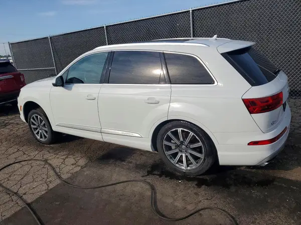 WA1VAAF78HD057168 2017 AUDI Q7 - Image 2